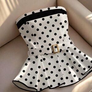 Classy polkadot tube top